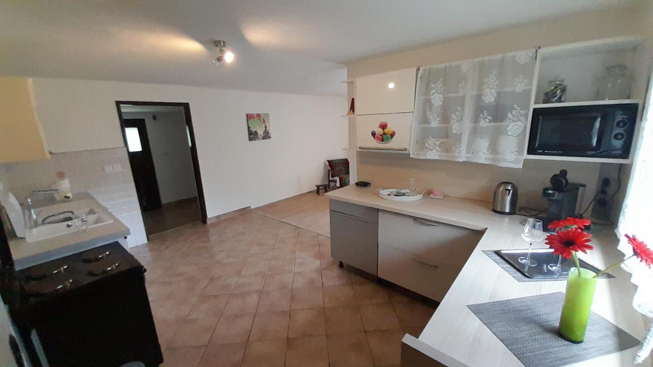 Villa La Prairie Korenica Exterior foto